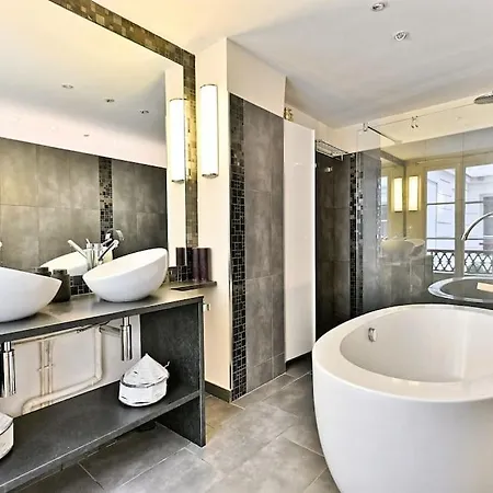 Prestigieux Et Lumineux De 150m2 - Ii Διαμέρισμα Παρίσι